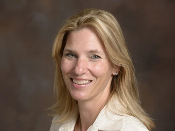 Sabrina Helm